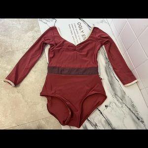 Yumiko Lucy leotard in Fox color with 3 quarter sleeves